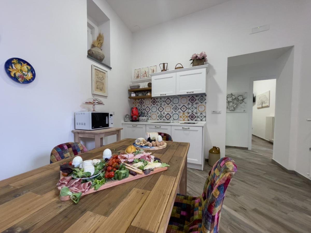 Emma Dimore Apartment Castellammare di Stabia Exterior photo